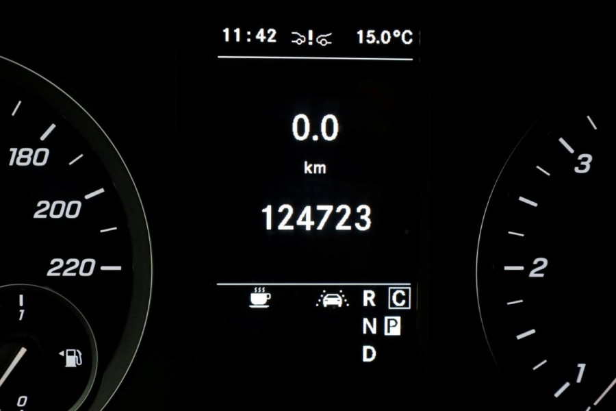Mercedes-Benz Vito 114 CDI 136pk Compact 9G Automaat 2x Schuifdeur/LED/Camera/Inrichting 09-2022