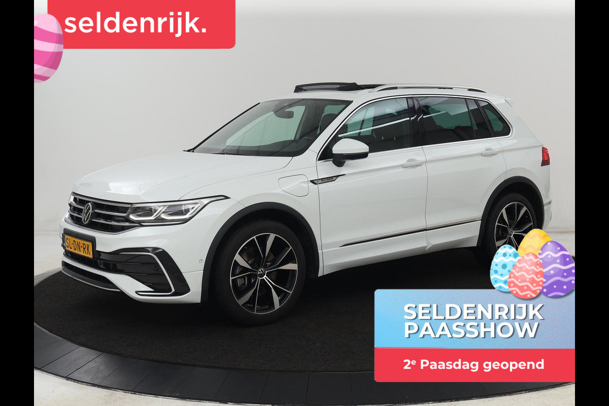 Volkswagen Tiguan 1.4 TSI eHybrid R Line | Panoramadak | Leder | Stoelverwarming | Trekhaak | 360 Camera | Adaptive cruise | Carplay | Matrix LED | Navigatie | Achterbankverwarming | PHEV | Plug In