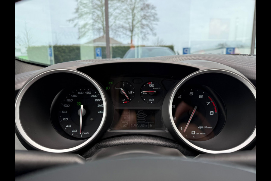 Alfa Romeo Giulietta 1.4 Turbo MultiAir Super - Automaat - Navi - Trekhaak - Climate - Xenon