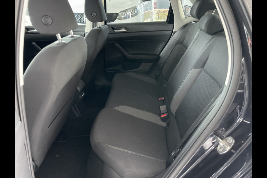 Volkswagen Polo 1.0 TSI Life Airco - Apple carplay - Navigatie - Parkeersensoren - Bluetooth - Cruise control - Led verlichting - Licht metalen velgen 15 inch - Radio - Start/stop systeem - Stuur leder - Stuur multfunctioneel