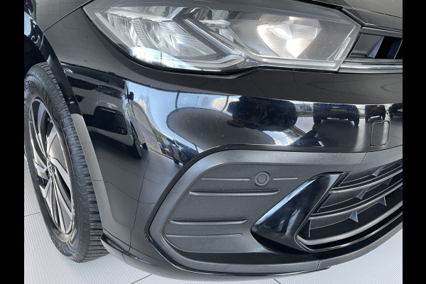 Volkswagen Polo 1.0 TSI Life Airco - Apple carplay - Navigatie - Parkeersensoren - Bluetooth - Cruise control - Led verlichting - Licht metalen velgen 15 inch - Radio - Start/stop systeem - Stuur leder - Stuur multfunctioneel