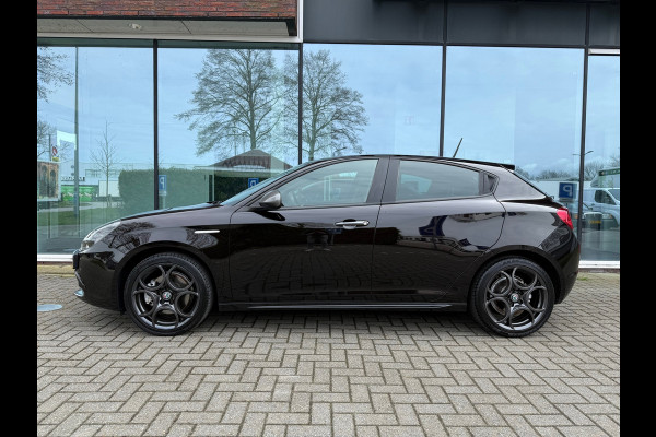 Alfa Romeo Giulietta 1.4 Turbo MultiAir Super - Automaat - Navi - Trekhaak - Climate - Xenon