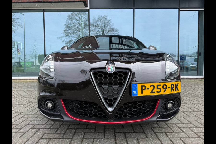Alfa Romeo Giulietta 1.4 Turbo MultiAir Super - Automaat - Navi - Trekhaak - Climate - Xenon