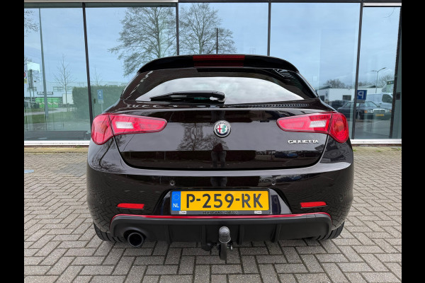 Alfa Romeo Giulietta 1.4 Turbo MultiAir Super - Automaat - Navi - Trekhaak - Climate - Xenon