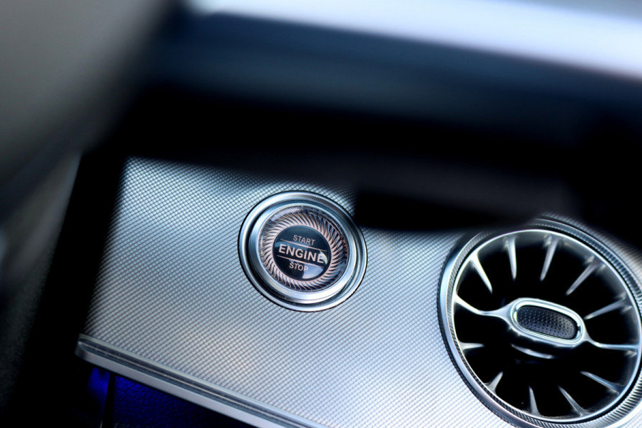 Mercedes-Benz E-Klasse Cabrio 200 AMG Line | Airscarf | Distronic Pro | Camera | Nappa Leder | Sfeerverlichting | High Perf. LED | Apple Carplay / Android Auto |