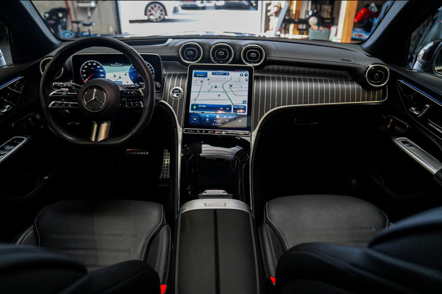 Mercedes-Benz GLC 400e | 381pk | AMG Pakket | Panoramadak | BTW INCL | Luchtvering | 4-wielbesturing | Burmester | Stoelkoe