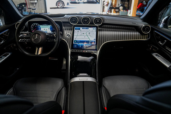 Mercedes-Benz GLC 400e | 381pk | AMG Pakket | Panoramadak | BTW INCL | Luchtvering | 4-wielbesturing | Burmester | Stoelkoe