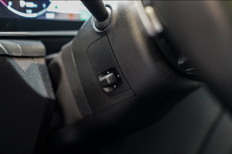 Mercedes-Benz GLC 400e | 381pk | AMG Pakket | Panoramadak | BTW INCL | Luchtvering | 4-wielbesturing | Burmester | Stoelkoe