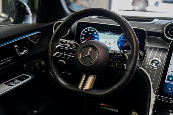 Mercedes-Benz GLC 400e | 381pk | AMG Pakket | Panoramadak | BTW INCL | Luchtvering | 4-wielbesturing | Burmester | Stoelkoe