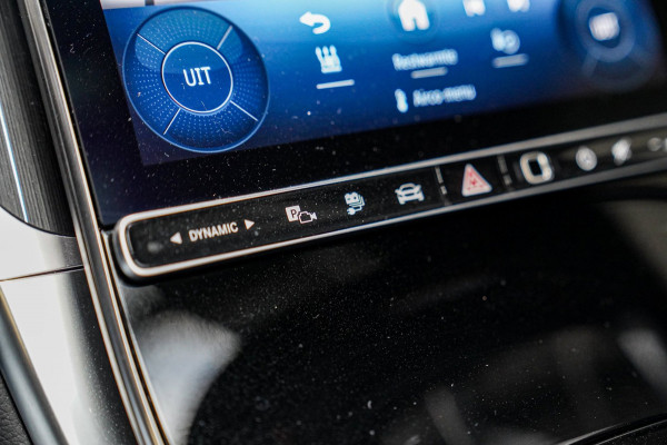 Mercedes-Benz GLC 400e | 381pk | AMG Pakket | Panoramadak | BTW INCL | Luchtvering | 4-wielbesturing | Burmester | Stoelkoe