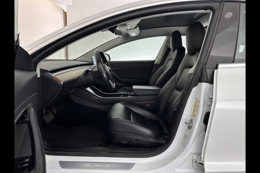 Tesla Model 3 Long Range AWD 75 kWh [ 3-Fase ] (INCL-BTW) Aut. *PANO | AUTOPILOT | LEATHER | KEYLESS | FULL-LED | MEMORY-PACK | TOPVIEW | DAB | CARPLAY | DIGI-COCKPIT | LANE-ASSIST | COMFORTSEATS | 19"ALU*
