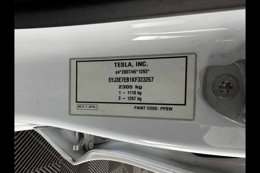 Tesla Model 3 Long Range AWD 75 kWh [ 3-Fase ] (INCL-BTW) Aut. *PANO | AUTOPILOT | LEATHER | KEYLESS | FULL-LED | MEMORY-PACK | TOPVIEW | DAB | CARPLAY | DIGI-COCKPIT | LANE-ASSIST | COMFORTSEATS | 19"ALU*