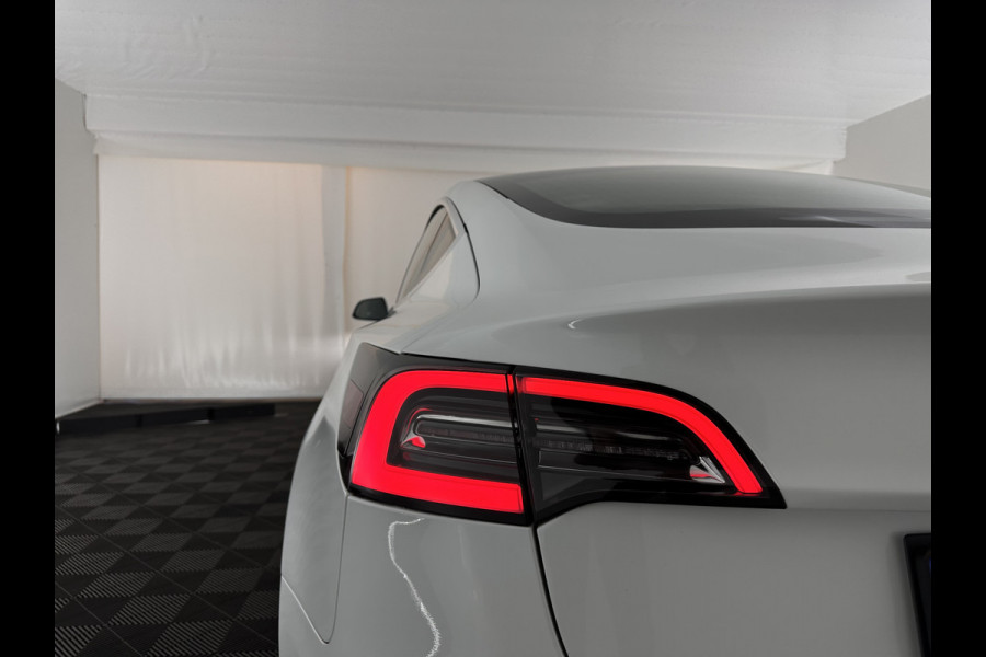 Tesla Model 3 Long Range AWD 75 kWh [ 3-Fase ] (INCL-BTW) Aut. *PANO | AUTOPILOT | LEATHER | KEYLESS | FULL-LED | MEMORY-PACK | TOPVIEW | DAB | CARPLAY | DIGI-COCKPIT | LANE-ASSIST | COMFORTSEATS | 19"ALU*
