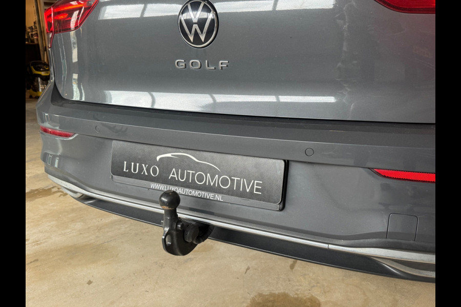 Volkswagen Golf 2.0 TDI | PANO | TREKHAAK | CAMERA | MEMORY SEATS | CARPLAY | IQ DRIVE