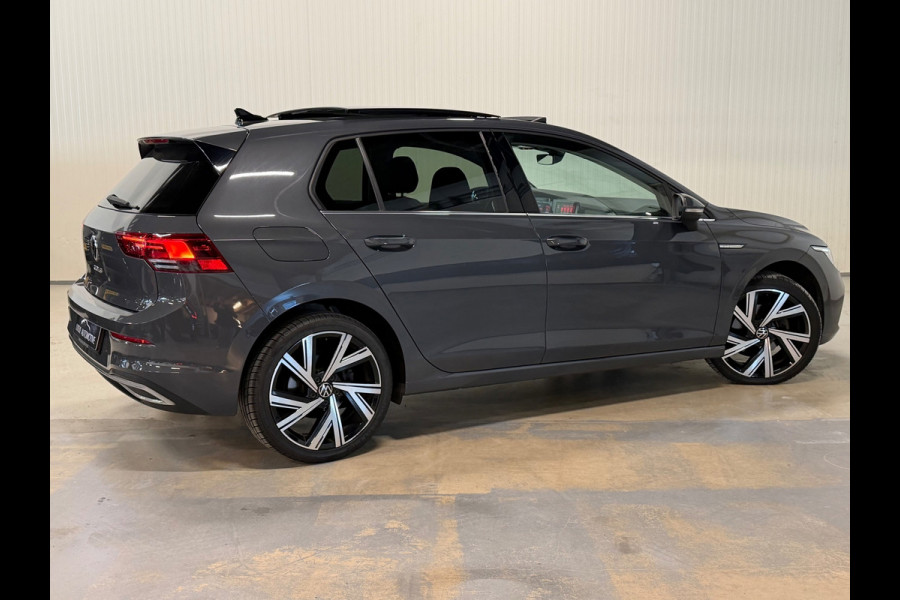 Volkswagen Golf 2.0 TDI | PANO | TREKHAAK | CAMERA | MEMORY SEATS | CARPLAY | IQ DRIVE