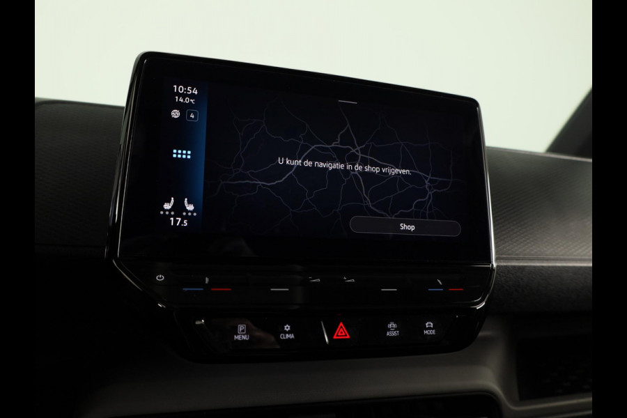 Volkswagen ID. Buzz Cargo 77 kWh 204 pk | Navigatie via App | SOH 97% | Trekhaak (wegklapbaar) | Partkeersensoren | Achteruitrijcamera | Stoelverwarming |