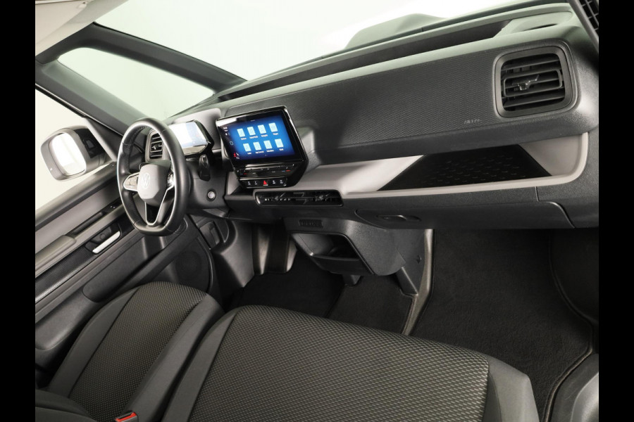 Volkswagen ID. Buzz Cargo 77 kWh 204 pk | Navigatie via App | SOH 97% | Trekhaak (wegklapbaar) | Partkeersensoren | Achteruitrijcamera | Stoelverwarming |