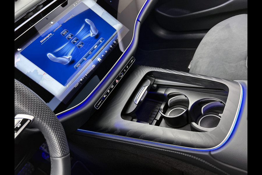 Mercedes-Benz E-Klasse Estate 300 e AMG Plug-In Hybride | AMG Line | Night Pakket | Trekhaak | MBUX Superscreen | Panoramadak | 20 Inch AMG velgen | Inclusief 24 maanden MB Certified garantie voor Europa.