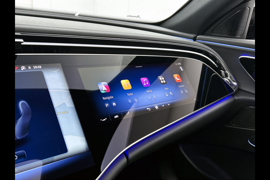 Mercedes-Benz E-Klasse Estate 300 e AMG Plug-In Hybride | AMG Line | Night Pakket | Trekhaak | MBUX Superscreen | Panoramadak | 20 Inch AMG velgen | Inclusief 24 maanden MB Certified garantie voor Europa.