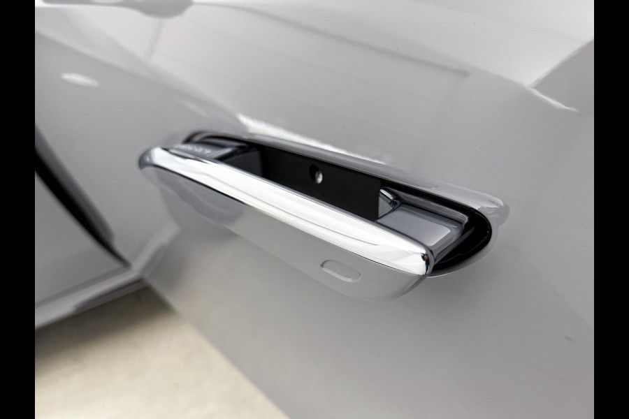 Mercedes-Benz E-Klasse Estate 300 e AMG Plug-In Hybride | AMG Line | Night Pakket | Trekhaak | MBUX Superscreen | Panoramadak | 20 Inch AMG velgen | Inclusief 24 maanden MB Certified garantie voor Europa.