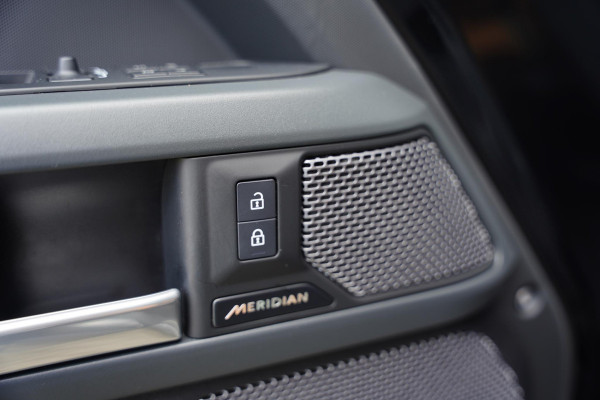 Land Rover Defender 110 P400 E X-Dynamic HSE VERKOCHT