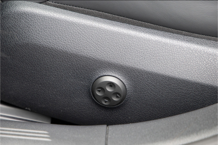 Mercedes-Benz E-Klasse AMG 53 4MATIC+ Premium Plus, Hyperscreen, Pano, Achterasbesturing, Drivers Package, 2025