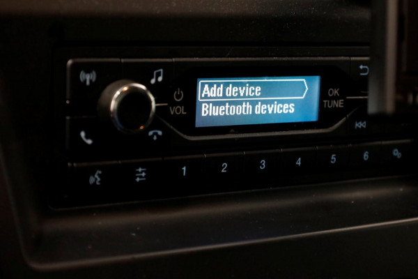 Ford Transit 350 2.0 TDCI 130pk Bakwagen met achterdeuren 2-Persoons 12-2020