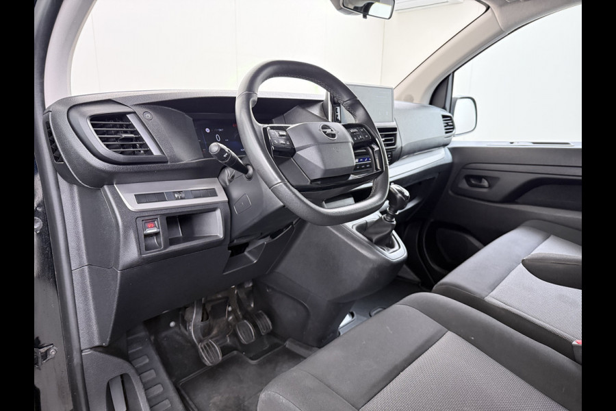 Opel Vivaro 2.0CDTi 145PK L3 DC Dubbele Cabine 6-Pers. Facelift! Navi PDC Camera Virtual-Cockpit Dual-ECC BordHerkenning Keyless Cruise-Cont 17" LM Mistlampen Schuifdeur Rechts  Priv.Glas ESP Elektr.Ramen Visio System Pack Ergonomie Comfort-pack Draadloze lader Spoorassistent ldws EURO6.4  2500kg trekvermogen