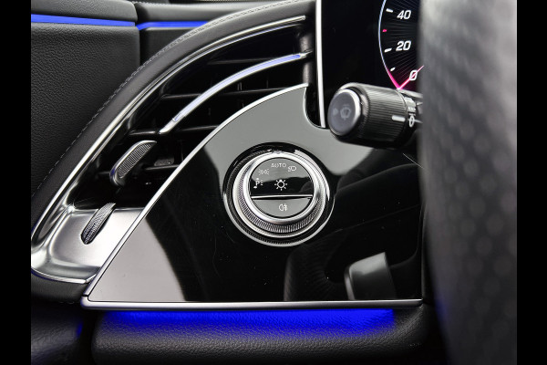Mercedes-Benz E-Klasse Estate 300 e AMG Plug-In Hybride | AMG Line | Night Pakket | Trekhaak | MBUX Superscreen | Panoramadak | 20 Inch AMG velgen | Inclusief 24 maanden MB Certified garantie voor Europa.