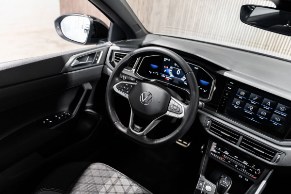 Volkswagen Taigo 1.5 TSI R-Line IQ DSG PANO