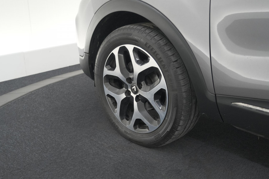 Renault Captur 0.9 TCe Limited | Trekhaak | Navigatie | Pack Comfort | Parkeersensoren