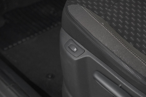 Renault Captur 0.9 TCe Limited | Trekhaak | Navigatie | Pack Comfort | Parkeersensoren