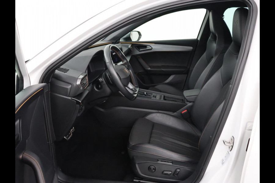 CUPRA Leon 1.4 eHybrid | SOH 90% | Carplay | Stoelverwarming | Adaptive cruise | Memory | Camera | Sfeerverlichting | Keyless | Sportstoelen | Navigatie | Full LED | Parkeerhulp | PHEV | Plug In