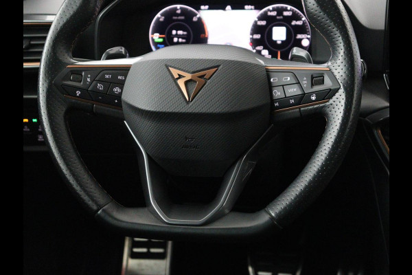 CUPRA Leon 1.4 eHybrid | SOH 90% | Carplay | Stoelverwarming | Adaptive cruise | Memory | Camera | Sfeerverlichting | Keyless | Sportstoelen | Navigatie | Full LED | Parkeerhulp | PHEV | Plug In