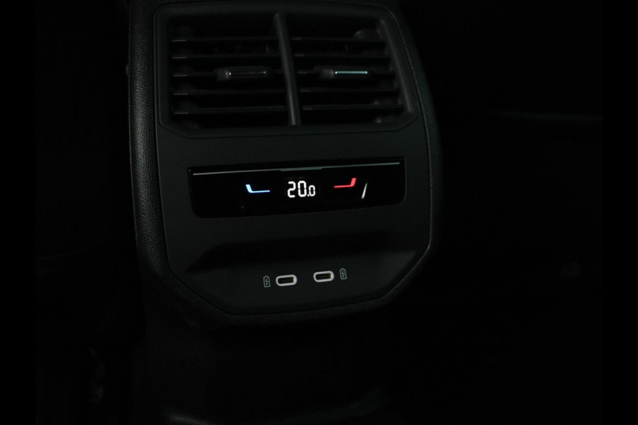 CUPRA Leon 1.4 eHybrid | SOH 90% | Carplay | Stoelverwarming | Adaptive cruise | Memory | Camera | Sfeerverlichting | Keyless | Sportstoelen | Navigatie | Full LED | Parkeerhulp | PHEV | Plug In