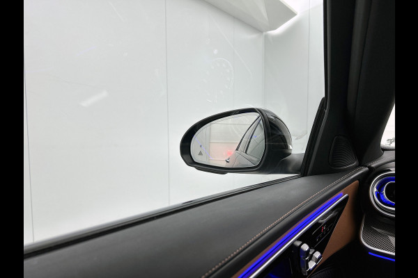 Mercedes-Benz C-Klasse 200 AMG Line Inclusief 24 maanden MB Certified garantie voor Europa.