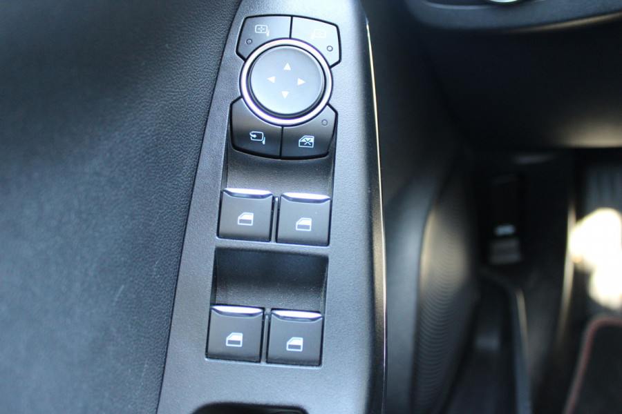 Ford Puma 1.0 EcoBoost Hybrid ST-Line X First Edition | Trekhaak | Adaptieve cruise | BLIS | Camera | Winterpack