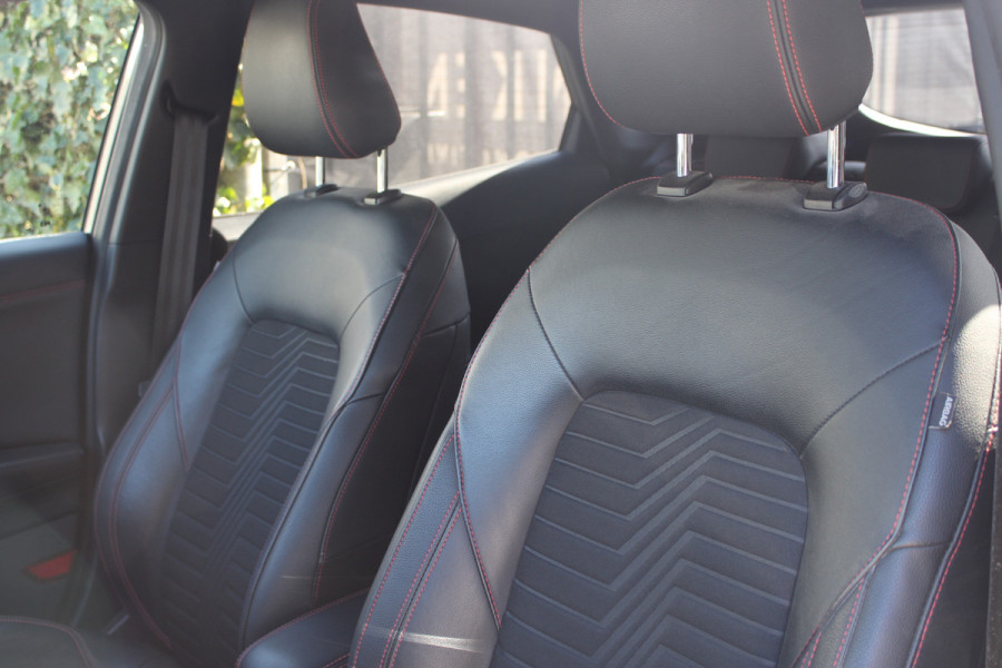 Ford Puma 1.0 EcoBoost Hybrid ST-Line X First Edition | Trekhaak | Adaptieve cruise | BLIS | Camera | Winterpack