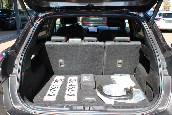 Ford Puma 1.0 EcoBoost Hybrid ST-Line X First Edition | Trekhaak | Adaptieve cruise | BLIS | Camera | Winterpack