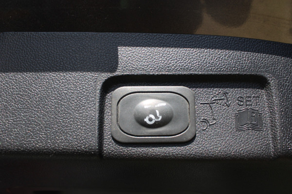 Ford Puma 1.0 EcoBoost Hybrid ST-Line X First Edition | Trekhaak | Adaptieve cruise | BLIS | Camera | Winterpack