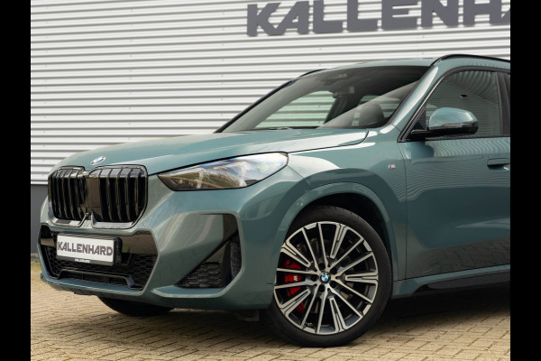 BMW X1 sDrive18i M-Sport Pro - Pano - Massage Zetel - Trekhaak - ACC