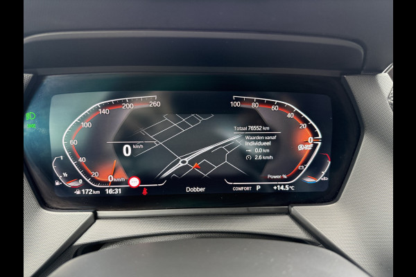 BMW 1-serie 118i Business Edition ** Automaat ** Panodak ** Navigatie ** 17inch