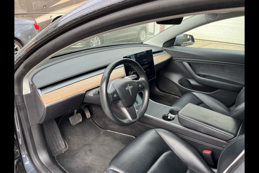 Tesla Model 3 Long Range AWD 75 kWh BLACK LINE!