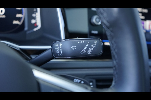 Volkswagen Taigo 1.0 TSI R-Line AUTOMAAT-ACC-CAMERA-DAB-IQ LIGHT-KEYLESS-GROOT NAVIGATIE-PANORAMA-VIRTUEEL