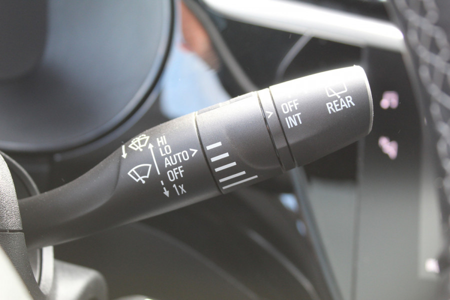 Opel Corsa 1.2-100 pk Turbo GS. Panoramadak, Winterpakket, Cruise Control, Climate Control, Two tone,