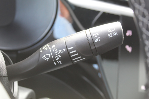 Opel Corsa 1.2-100 pk Turbo GS. Panoramadak, Winterpakket, Cruise Control, Climate Control, Two tone,