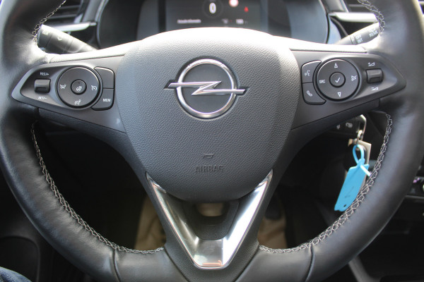 Opel Corsa 1.2-100 pk Turbo GS. Panoramadak, Winterpakket, Cruise Control, Climate Control, Two tone,