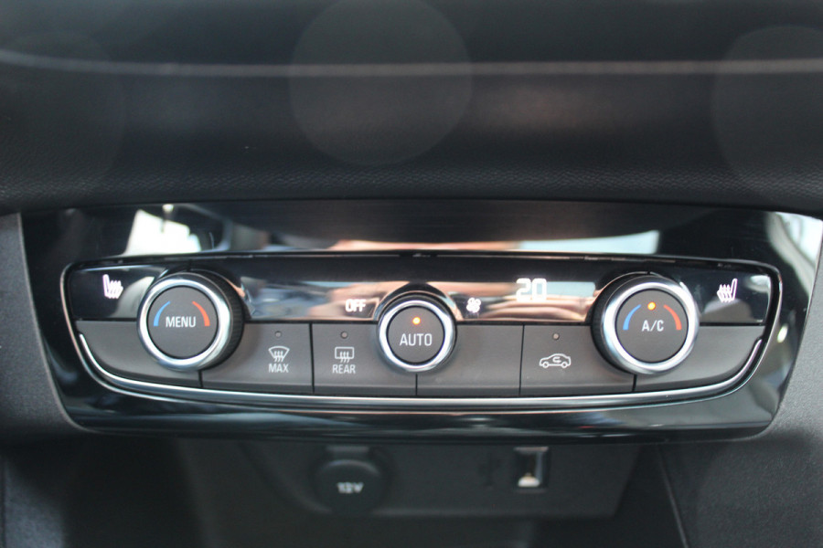 Opel Corsa 1.2-100 pk Turbo GS. Panoramadak, Winterpakket, Cruise Control, Climate Control, Two tone,