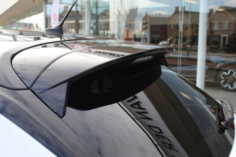 Opel Corsa 1.2-100 pk Turbo GS. Panoramadak, Winterpakket, Cruise Control, Climate Control, Two tone,