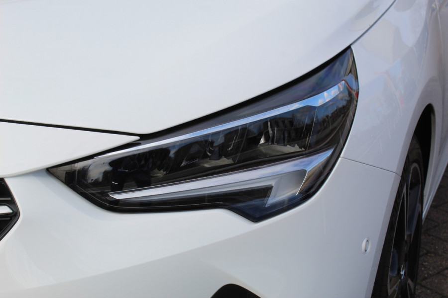 Opel Corsa 1.2-100 pk Turbo GS. Panoramadak, Winterpakket, Cruise Control, Climate Control, Two tone,